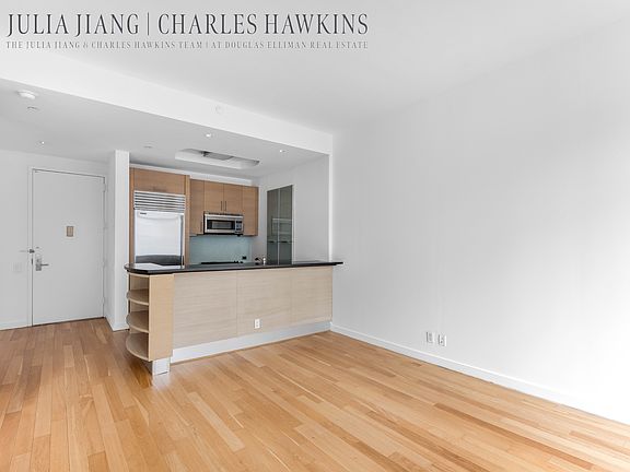 4th image of 325 5th Ave APT 9F