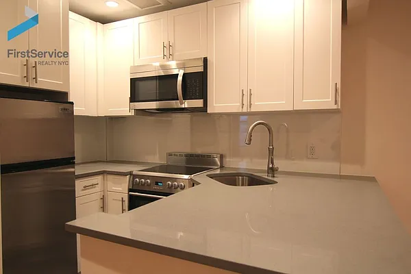 Rented by FirstService Realty (legacy) | media 28