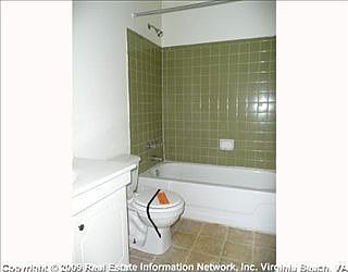 4th image of 5603 Darby Clo* Close