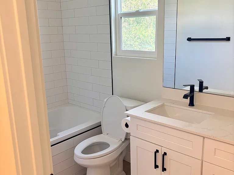 433 E Serenity Oak Ln #B — Photo 12