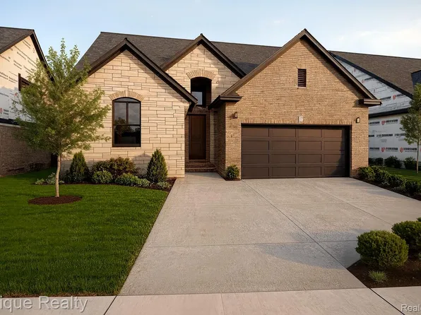 3316 Cornerstone Dr, Lake Orion, MI 48360