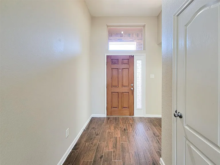 3007 Meadow Prairie St — Photo 31