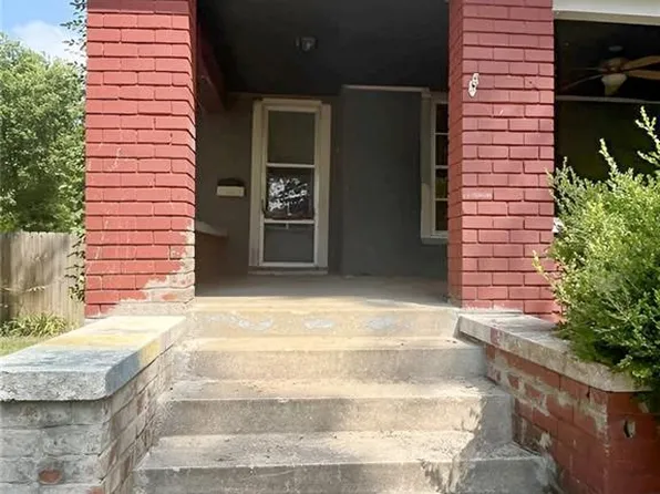 735 S Crawford St, Fort Scott, KS 66701