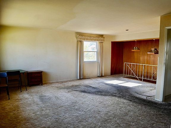 4th image of 1614 S Kenwood Street