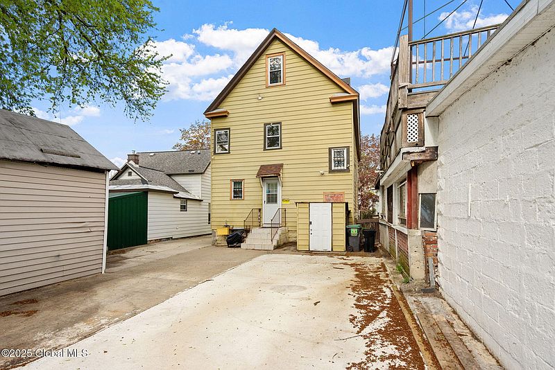 2nd image of 1108 Cutler Street