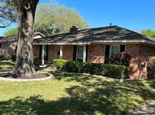 6230 Rutherglenn Dr, Houston, TX 77096