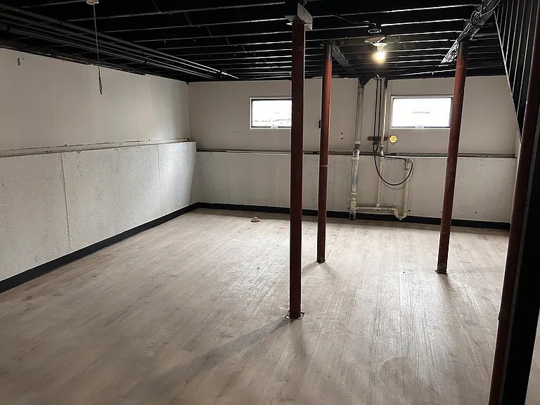 681 Charles St #4 — Photo 13