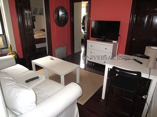 Rented by Universal Realty Group | media 33