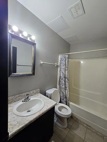840 Whitethorne Ave #A Photo 1 840 Whitethorne Ave #A Photo 1