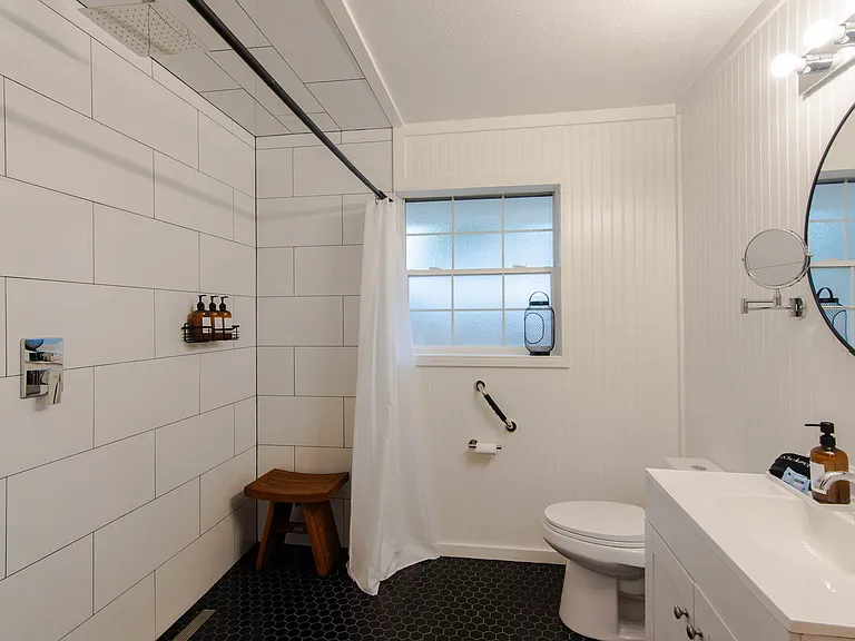 302 Circle Dr — Photo 11