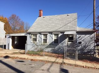 1 Elm St, Coventry, RI 02816
