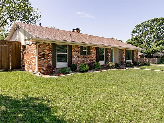 2nd image of 635 Parkview Ln