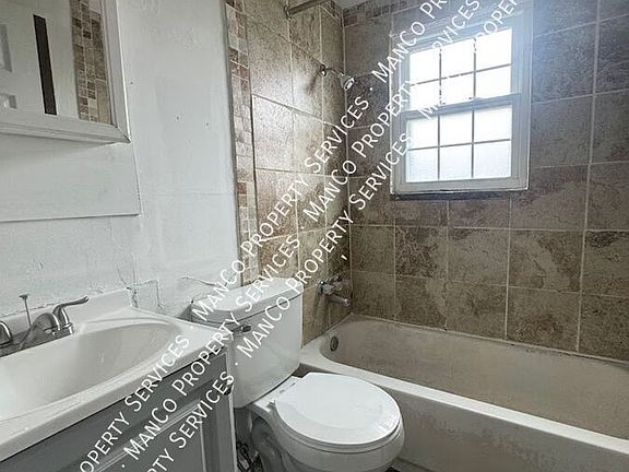 2nd image of 1300-1330 Chardon Ct #1324