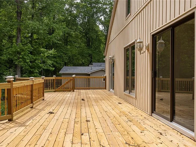 4079 Dunnington Dr — Photo 48