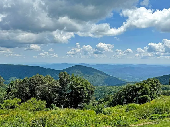 1422 Highlands, Wintergreen Resort, VA 22967