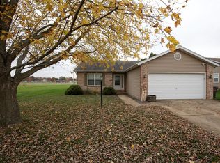 1402 Kweit Ln, Greenville, IL 62246