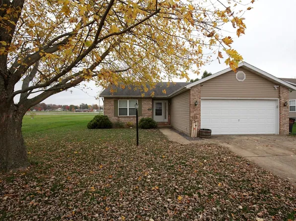 1402 Kweit Ln, Greenville, IL 62246