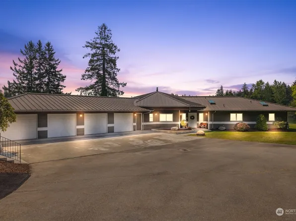 920 184th Avenue Ct E, Lake Tapps, WA 98391