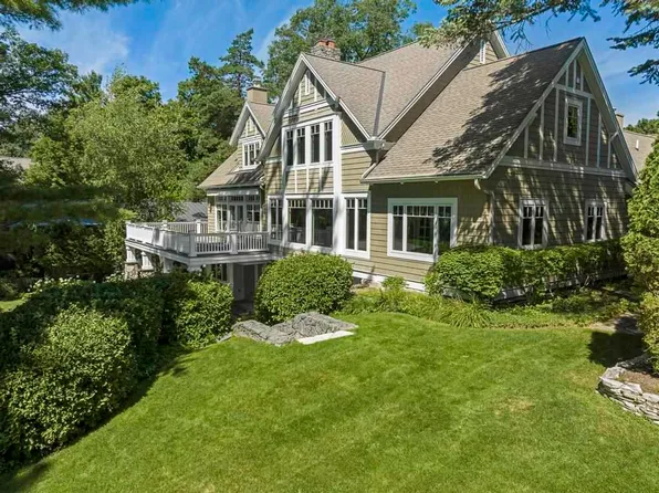 591 E Bluff Dr, Harbor Springs, MI 49740