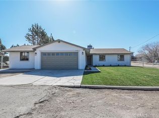 15361 Linden St, Hesperia, CA 92345