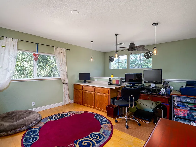 2277 Halsey Cir — Photo 10