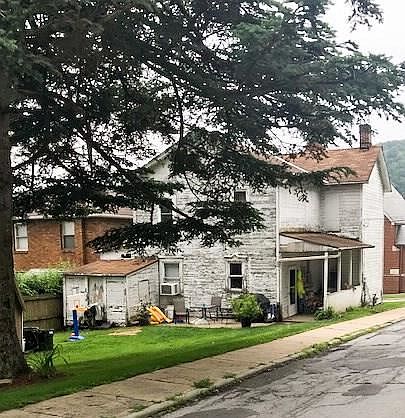 2nd image of 217 S 2nd St