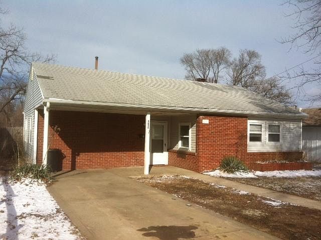 1st image of 4826 Locust Ave
