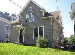 623 E Burlington St, Iowa City, IA 52240