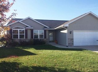 115 Lily Pond Rd, North Liberty, IA 52317