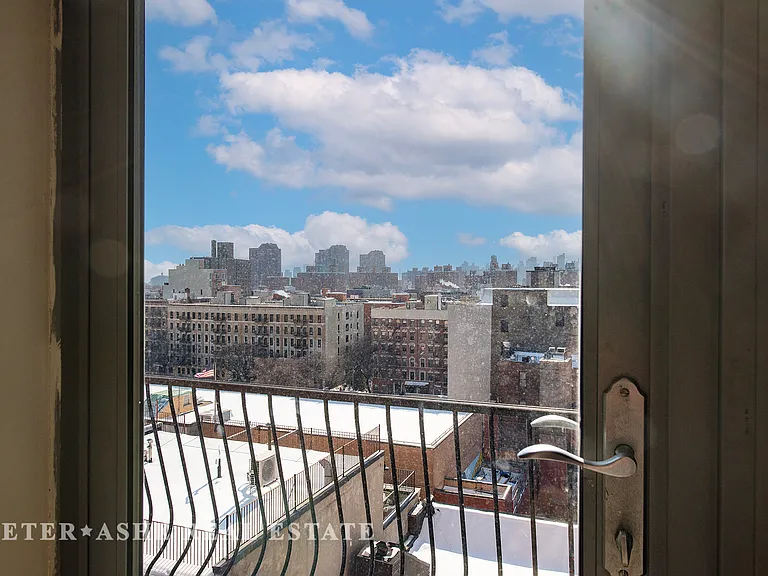 2205 3rd Ave #9A — Photo 7