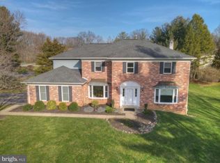 737 Knight Rd, Blue Bell, PA 19422