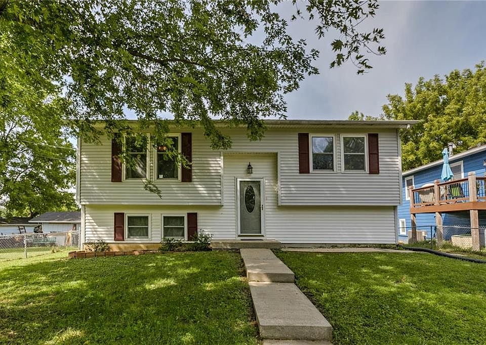 1st image of 2404 Wilson Ave