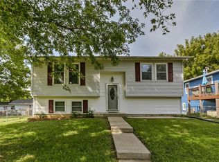 2404 Wilson Ave, Leavenworth, KS 66048