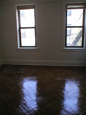 Rented by Eric Goodman Realty Corp | media 22