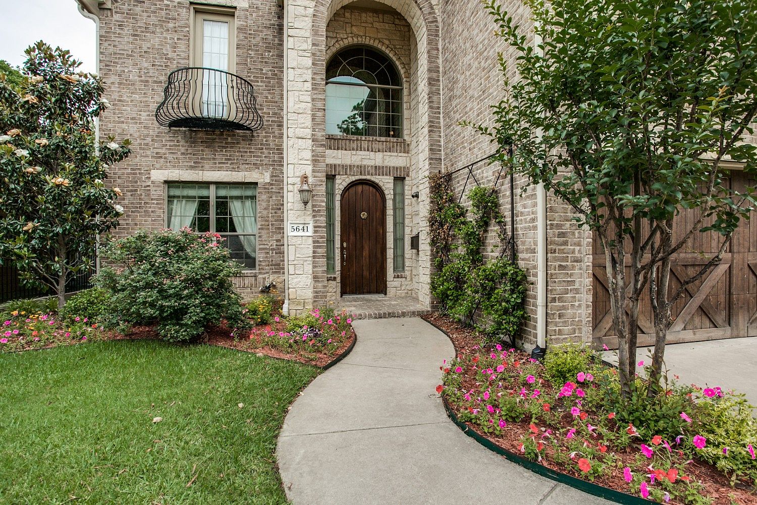 5641 Willis Ave, Dallas, TX 75206 Zillow