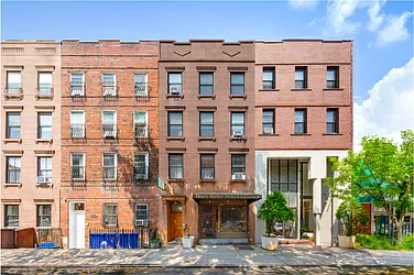 494 Henry Street in Carroll Gardens
