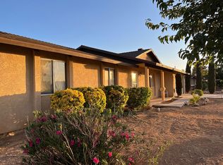 22209 Standing Rock Rd, Apple Valley, CA 92307