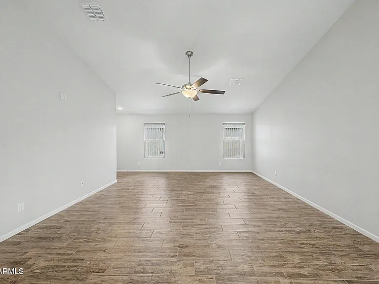 1779 E Elegante Dr — Photo 8