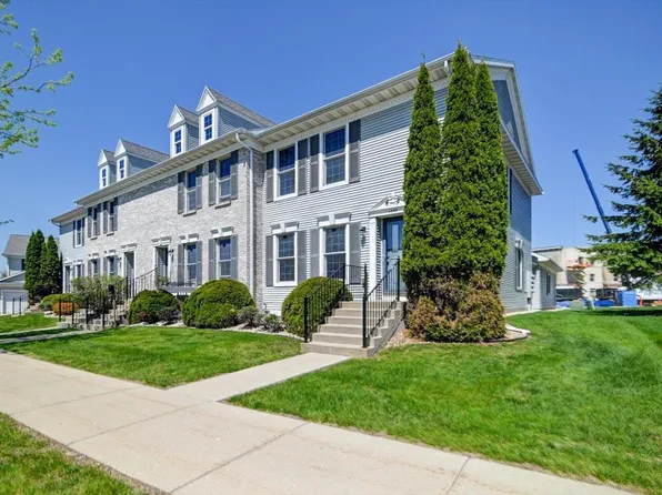 1570 Smithfield Drive #1570, Sun Prairie, WI 53590