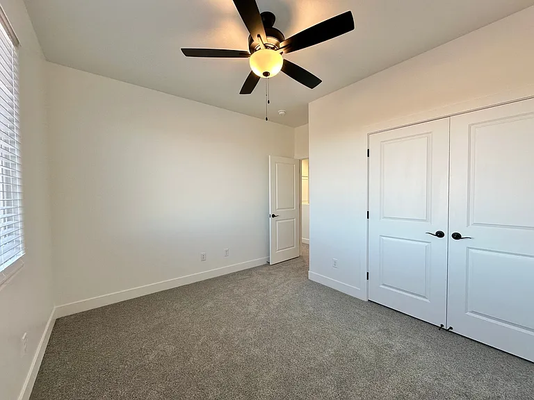 115 N 2480 W — Photo 11