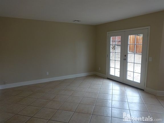 5th image of 3416 Spruce St