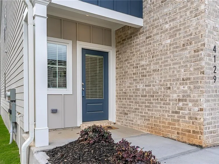 4129 Oakwood Terrace Ct — Photo 4