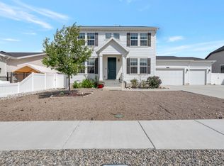 2949 S Graham Peak Dr, Magna, UT 84044