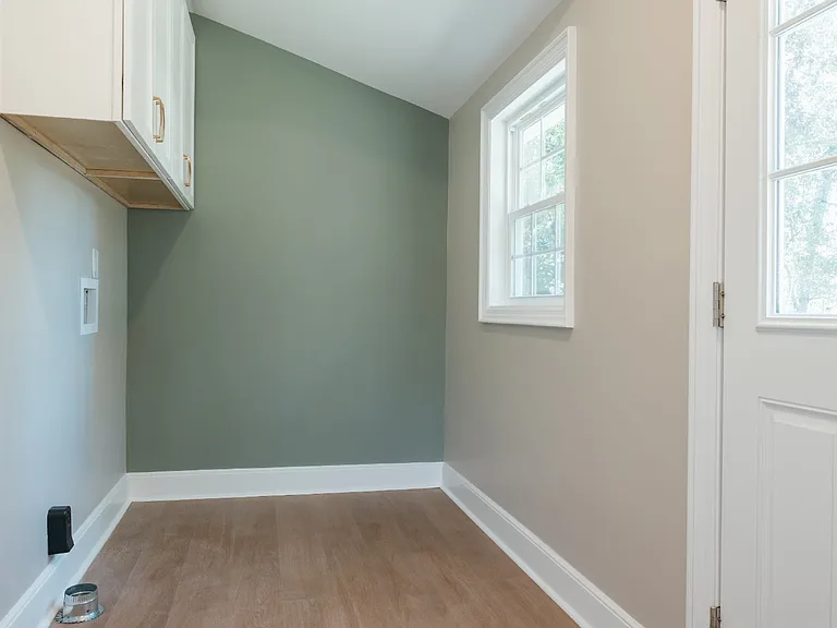 332 Guilford St — Photo 13