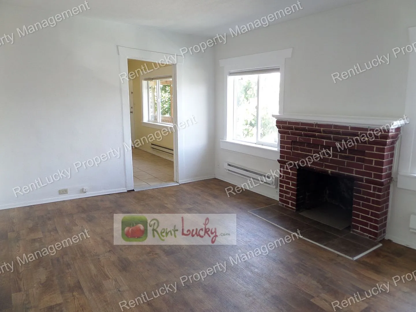Nguyen-Seattle Duplex — Photo 2