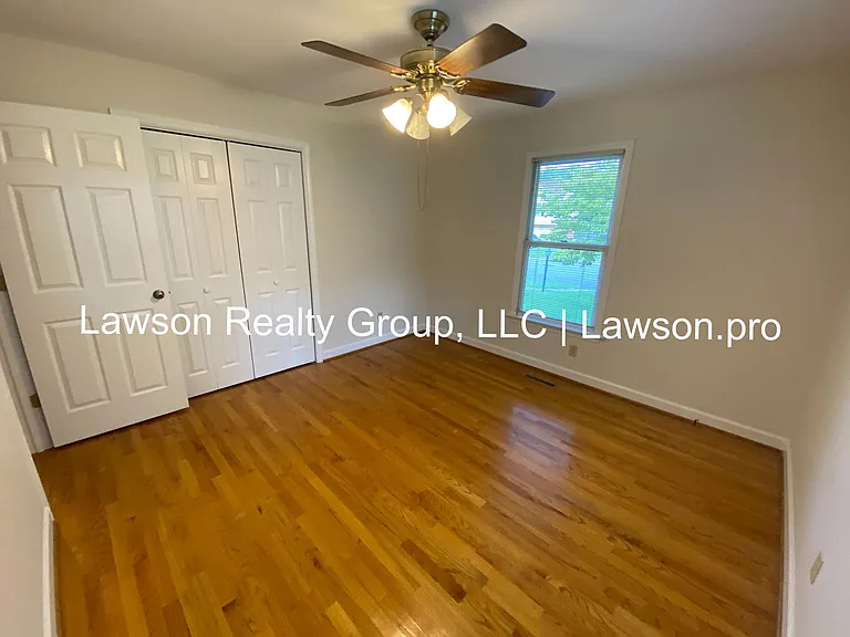 1013 Barrens Village Ln — Photo 35