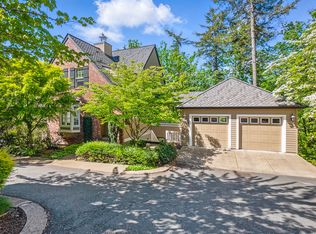 10272 NW Edgewood Dr #19, Portland, OR 97229