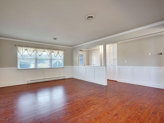 4th image of 10 Lambeth Lane