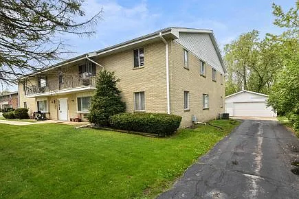 4326 Kennedy Dr — Photo 1