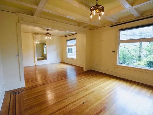 1205 Spring St APT 303, Seattle, WA 98104